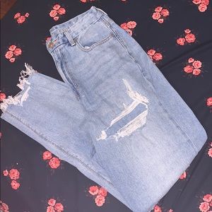 American Eagle curvy mom jeans size 4 regular